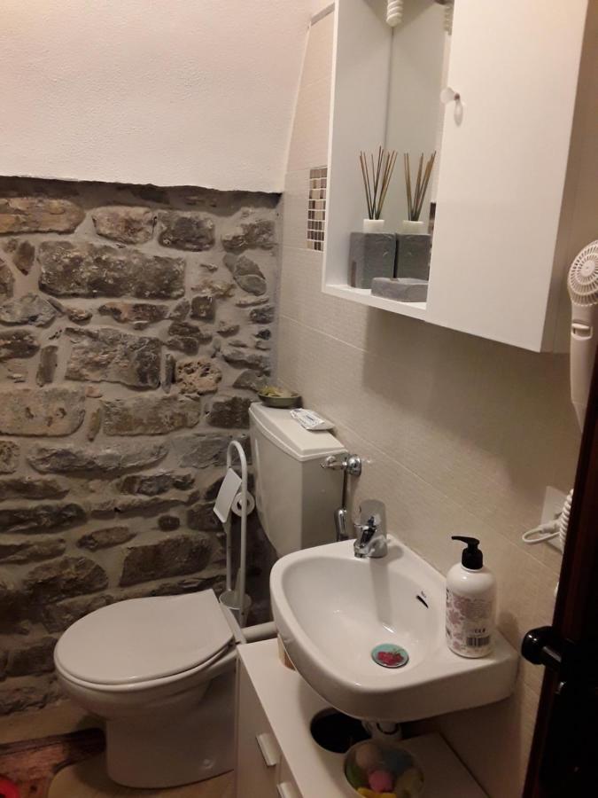 Il Torchio Leilighet Dolceacqua Eksteriør bilde